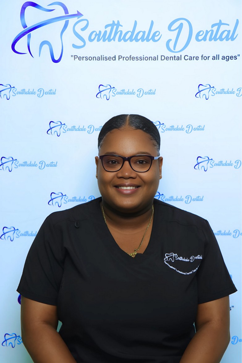 image of theShari White